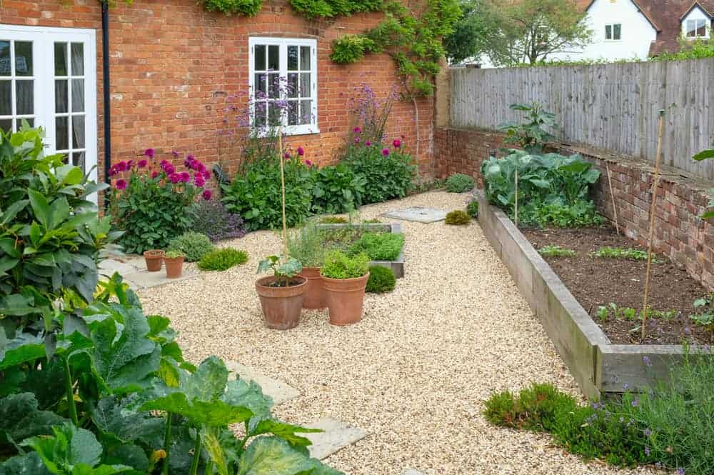gravel patio 1